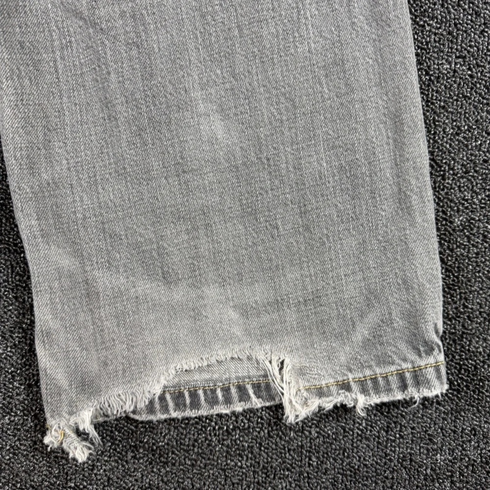 Vintage Levis SilverTab Loose Fit Jeans Men 34x30 Gray Distressed Y2K Baggy Wide